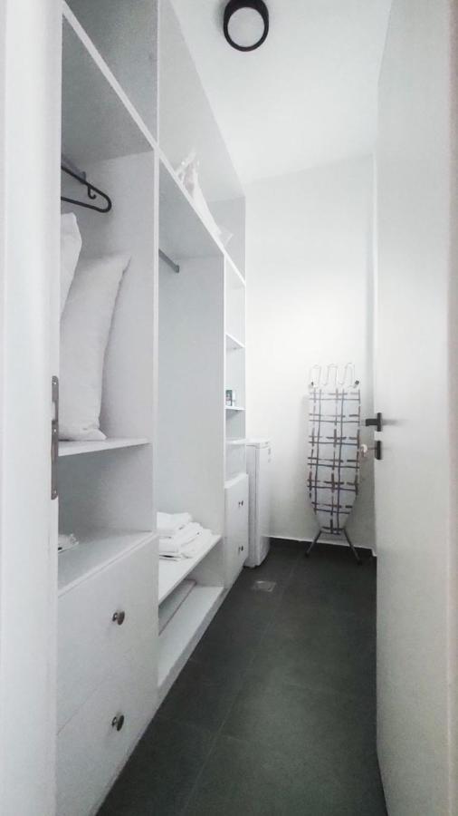 Ionis Seafront Suite Превеза Экстерьер фото